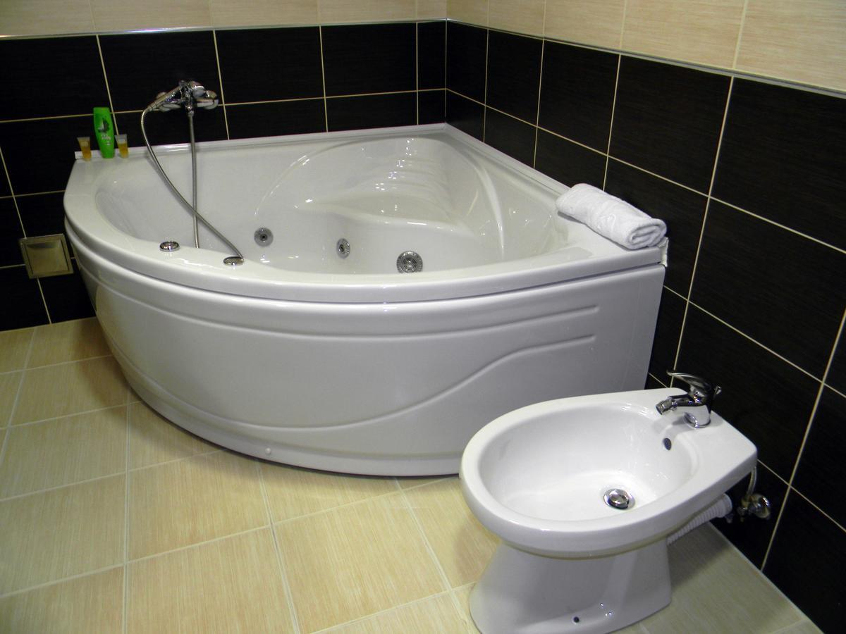 Stari Mlin Hotel Вършац Екстериор снимка