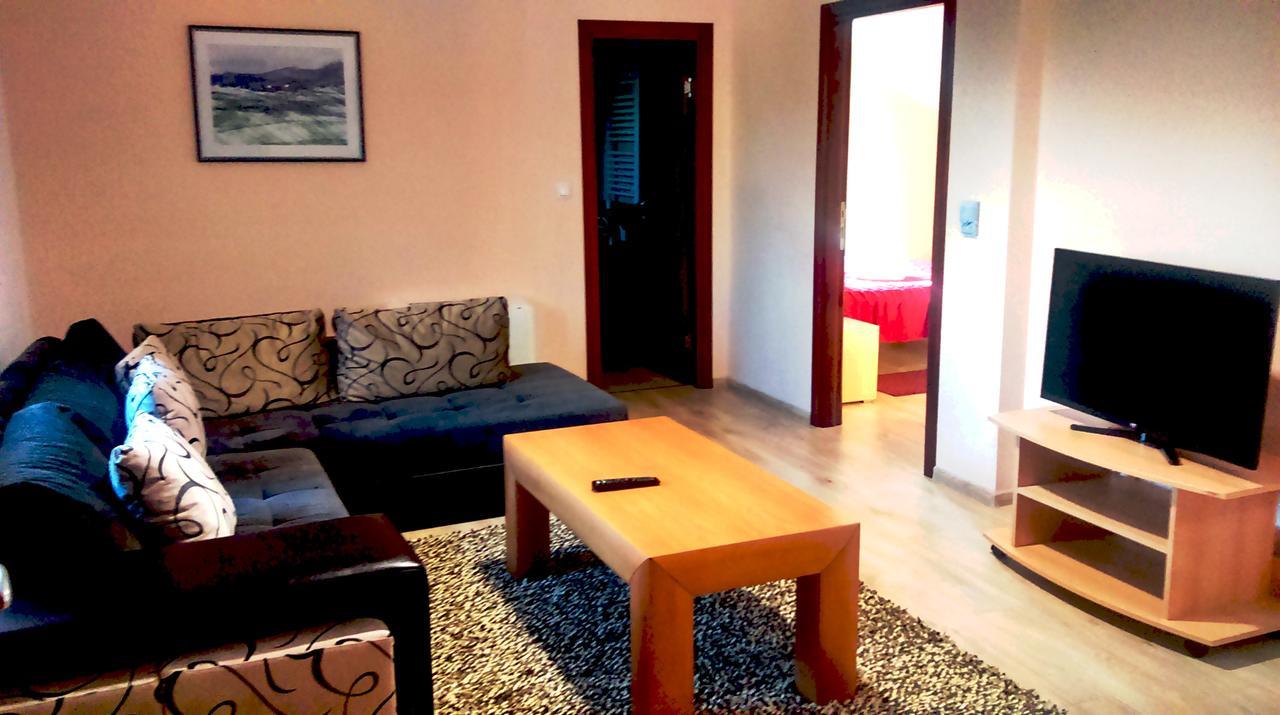 Stari Mlin Hotel Вършац Екстериор снимка