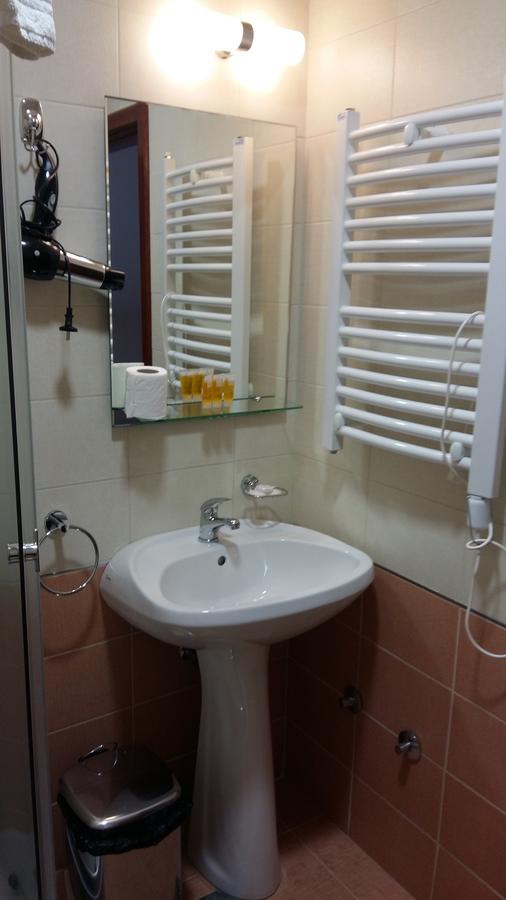Stari Mlin Hotel Вършац Екстериор снимка
