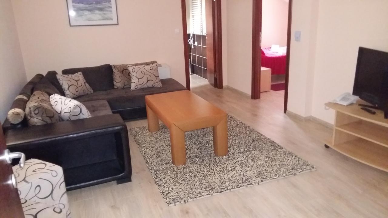 Stari Mlin Hotel Вършац Екстериор снимка
